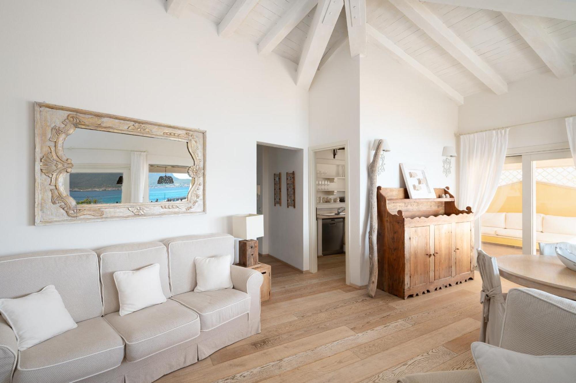 S'Abba Seafront Apartments - Your House In Sardinia Golfo Aranci Exterior photo